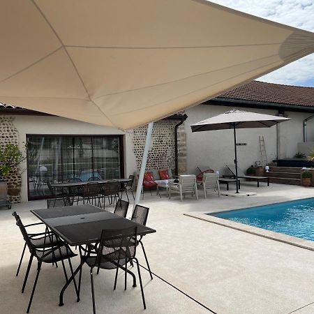 Le Vieux Platane Villa Malissard ภายนอก รูปภาพ
